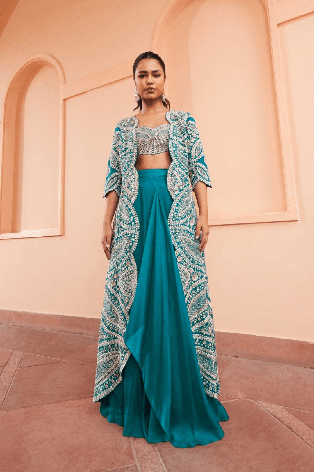 Pine Open Embroidered Jacket Set